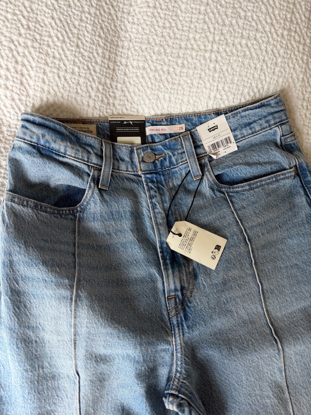 Levi’s High-Rise Ribcage Bell Bottom Jeans - Light Blue 28 - Picture 5 of 10